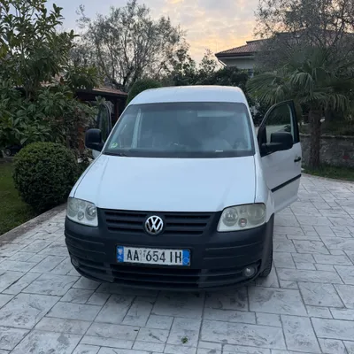 Volkswagen Caddy 2005 në shitje