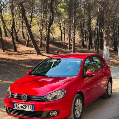 Volkswagen Golf 2012 në shitje