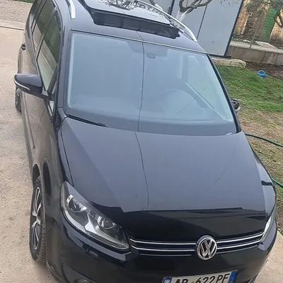 Volkswagen Touran 2013 në shitje