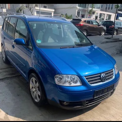 Volkswagen Touran 2008 në shitje