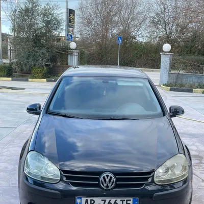 Volkswagen Golf 2006 në shitje