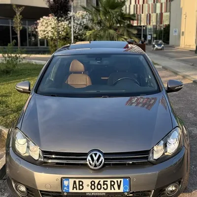 Volkswagen Golf 2010 në shitje