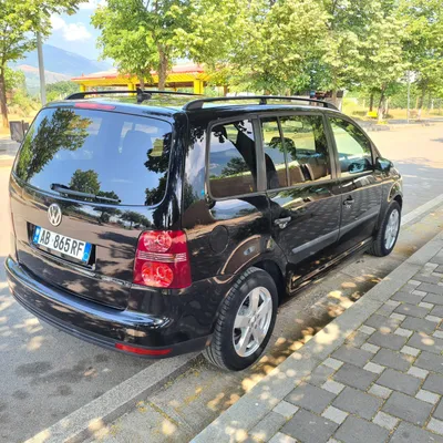 Volkswagen Touran 2009 në shitje
