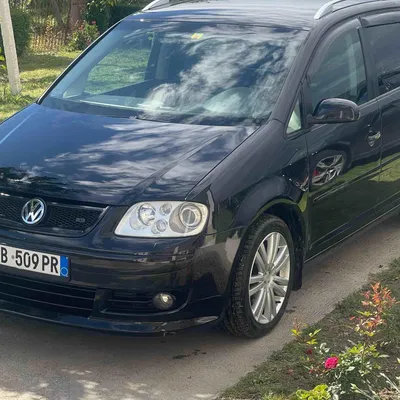 Volkswagen Touran 2006 në shitje