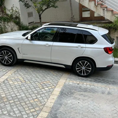 BMW X5 2015 në shitje