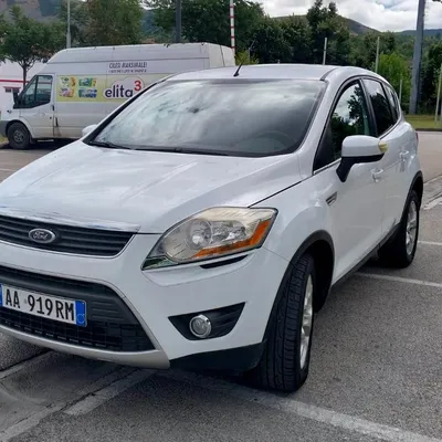 Ford Kuga 2009 në shitje