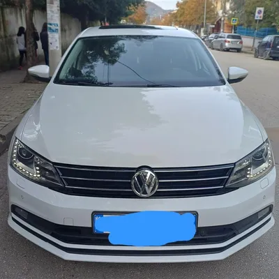 Volkswagen Jetta 2015 në shitje