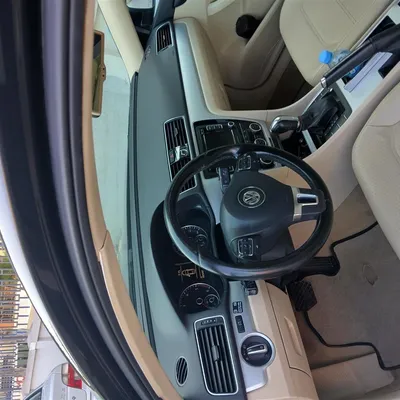Volkswagen Passat 2012 në shitje