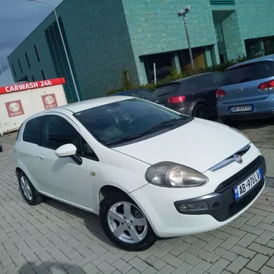Fiat Punto 2011 në shitje