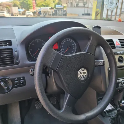 Volkswagen Touran 2007 në shitje