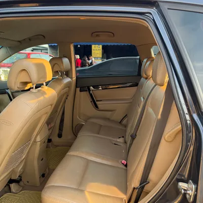 Chevrolet Captiva 2008 në shitje