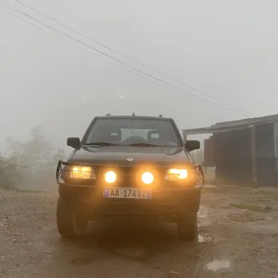 Opel Frontera 1998 në shitje