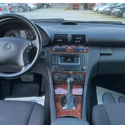 Mercedes-Benz C-class 2006 në shitje