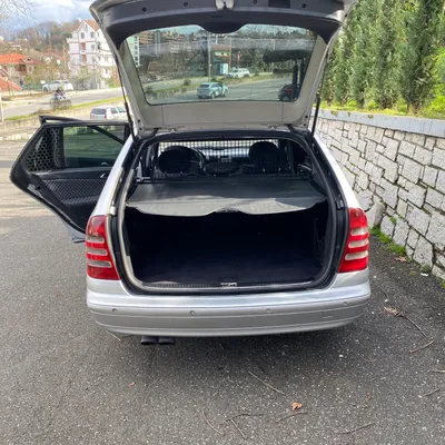 Mercedes-Benz C-class 2004 në shitje