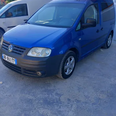 Volkswagen Caddy 2004 në shitje