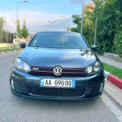 Volkswagen Golf 2013 në shitje