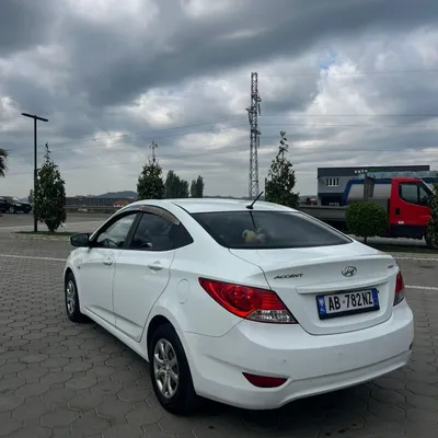 Hyundai Accent 2012 në shitje
