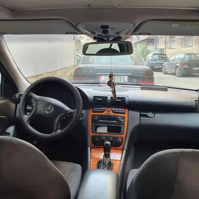 Mercedes-Benz C-class 2003 në shitje