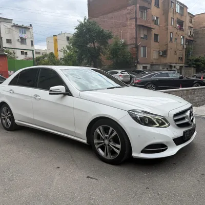 Mercedes-Benz E-class 2016 në shitje