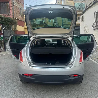 Lancia Delta 2013