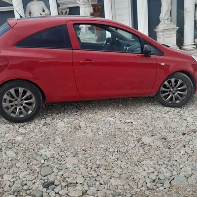 Opel Astra 2010 në shitje