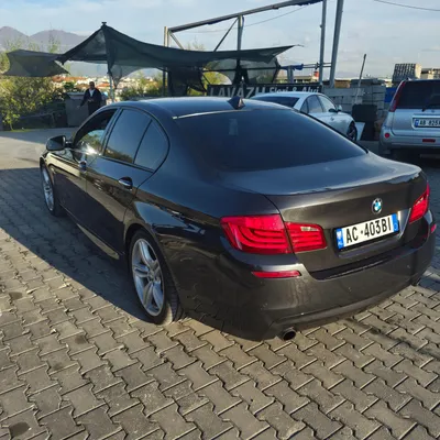 BMW 5 Series 2013 në shitje