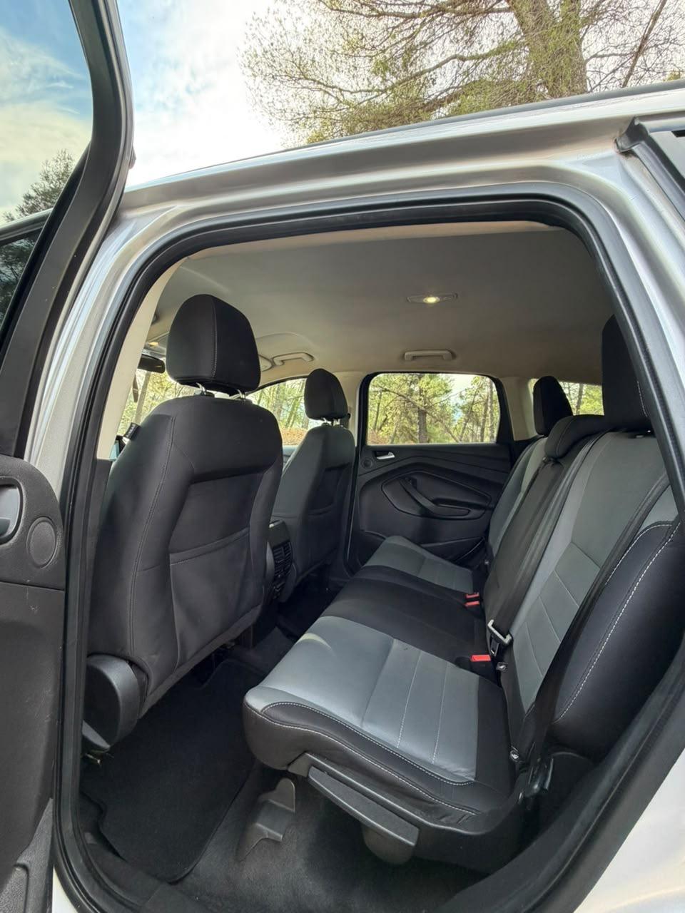 2016 Ford Escape thumbnail 4