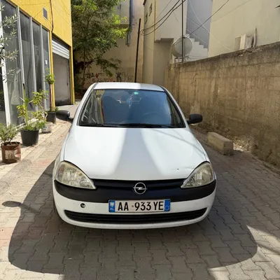 Opel Corsa 2003 në shitje