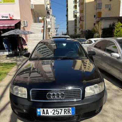 Audi A4 2003 në shitje