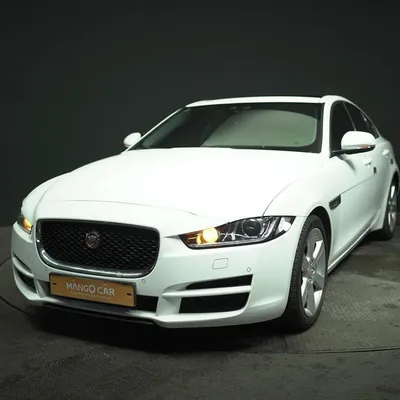 Jaguar XE 2016 në shitje