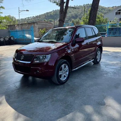 Suzuki Grand Vitara 2006 në shitje