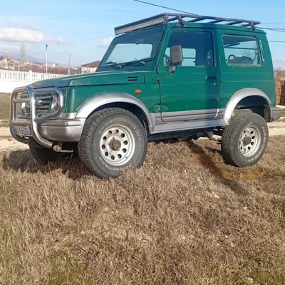 Suzuki Samurai