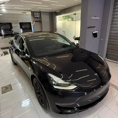 Tesla Model 3 2018 në shitje
