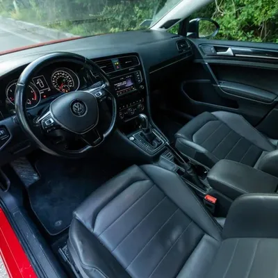 Volkswagen Golf 2015 në shitje