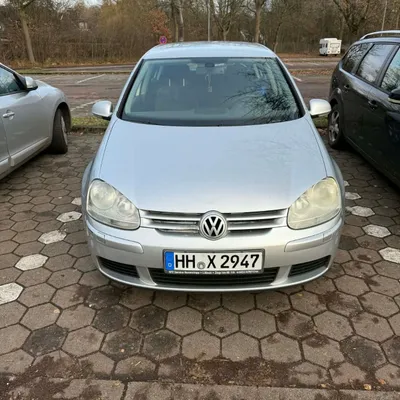 Volkswagen Golf 2005 në shitje