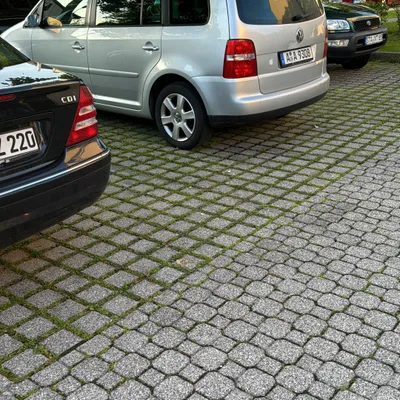 Volkswagen Touran 2005 në shitje