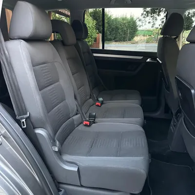 Volkswagen Touran 2009 në shitje