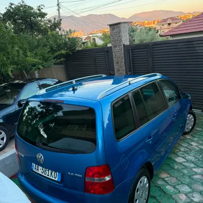 Volkswagen Touran 2006 në shitje