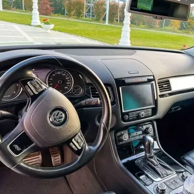 Volkswagen Touareg 2013 në shitje