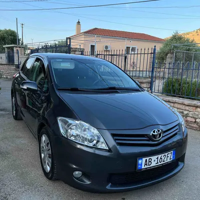 Toyota Auris 2010 në shitje