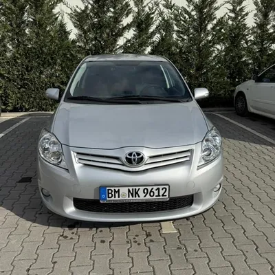 Toyota Auris 2010 në shitje