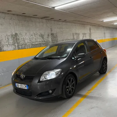 Toyota Auris 2008 në shitje