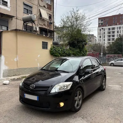 Toyota Auris 2010 në shitje