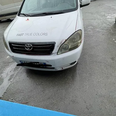 Toyota Avensis Verso 2004 në shitje
