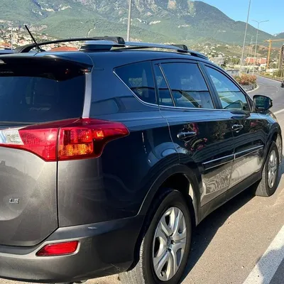 Toyota RAV4 2014 në shitje