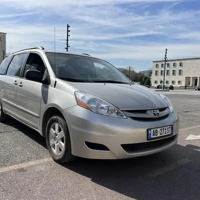 Toyota Verso 2009 në shitje