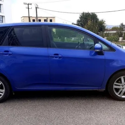 Toyota Urban Cruiser 2012 në shitje