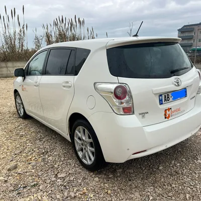 Toyota Verso 2012 në shitje