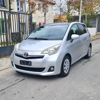 Toyota Verso-S 2011 në shitje