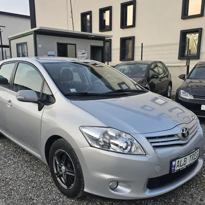 Toyota Auris 2010 në shitje